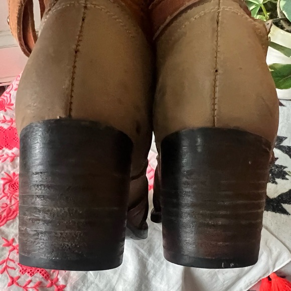 Freebird by Steven Taupe Grind Leather Booties Heels 9 - Picture 13 of 16